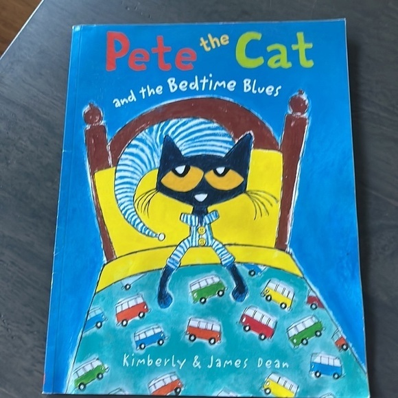 Set of 12.  Pete the Cat kids books.  Kimberly and James Dean - Picture 5 of 15
